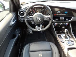 2022 Alfa Romeo Giulia